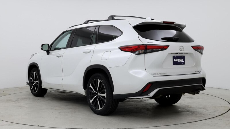 2022 Toyota Highlander XSE 2