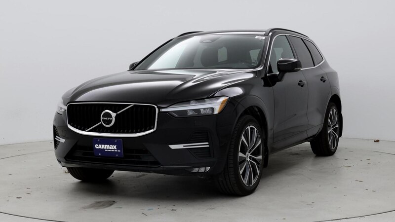 2022 Volvo XC60 B5 Momentum 4