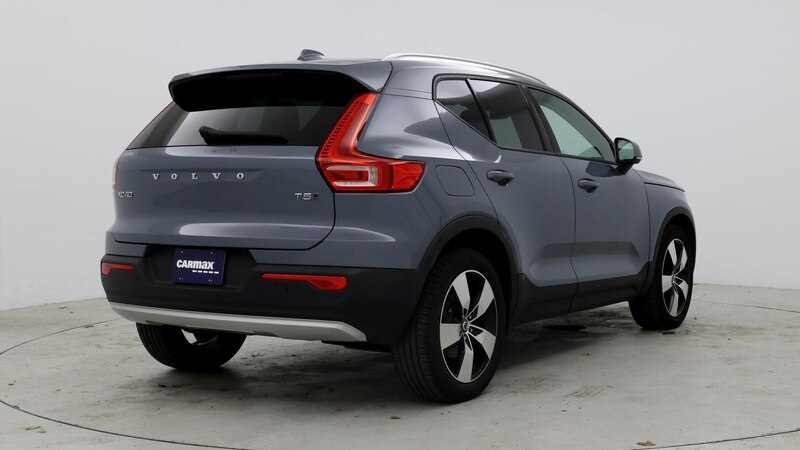 2020 Volvo XC40 T5 Momentum 8