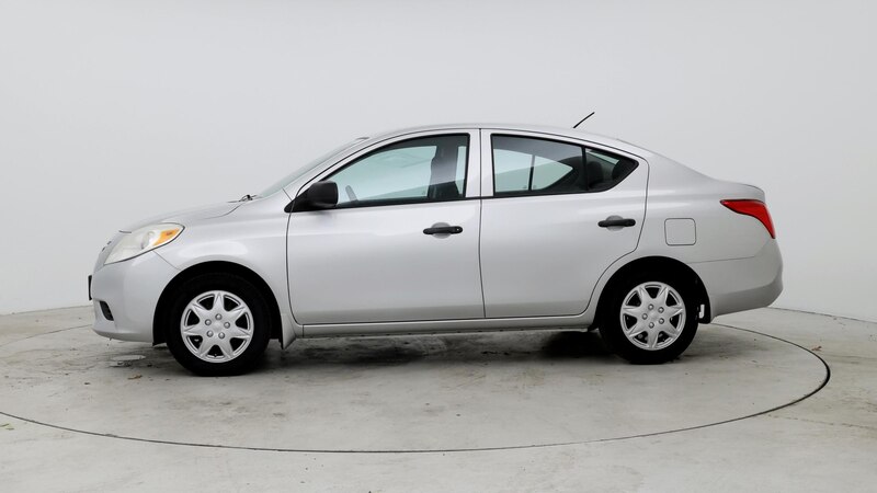 2013 Nissan Versa S 3