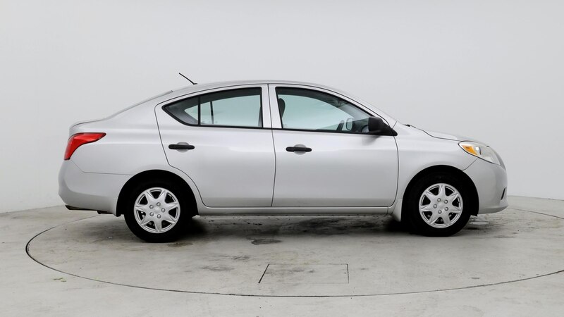 2013 Nissan Versa S 7