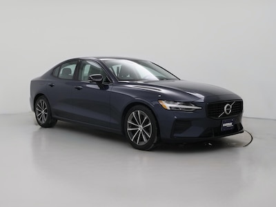 2022 Volvo S60 B5 Momentum -
                Norwood, MA