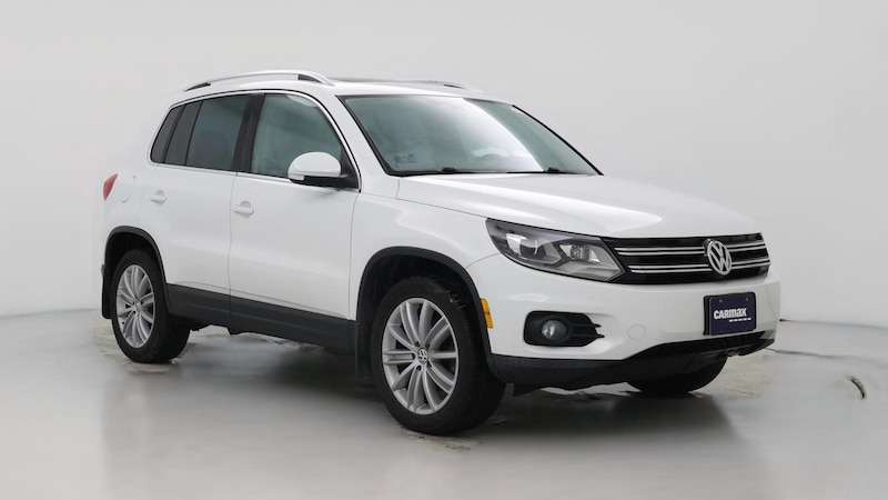 2016 Volkswagen Tiguan SE Hero Image