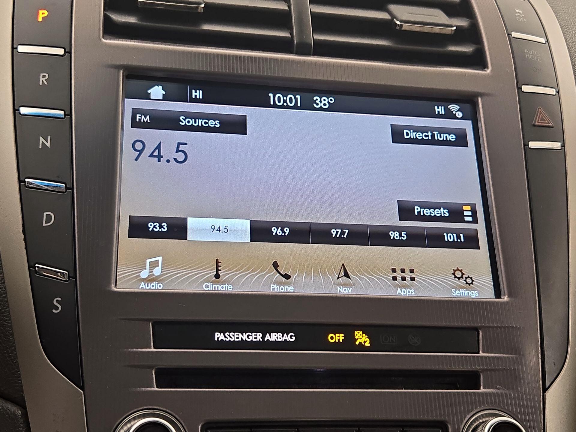 Thumbnail: 2017 Lincoln MKZ - 16