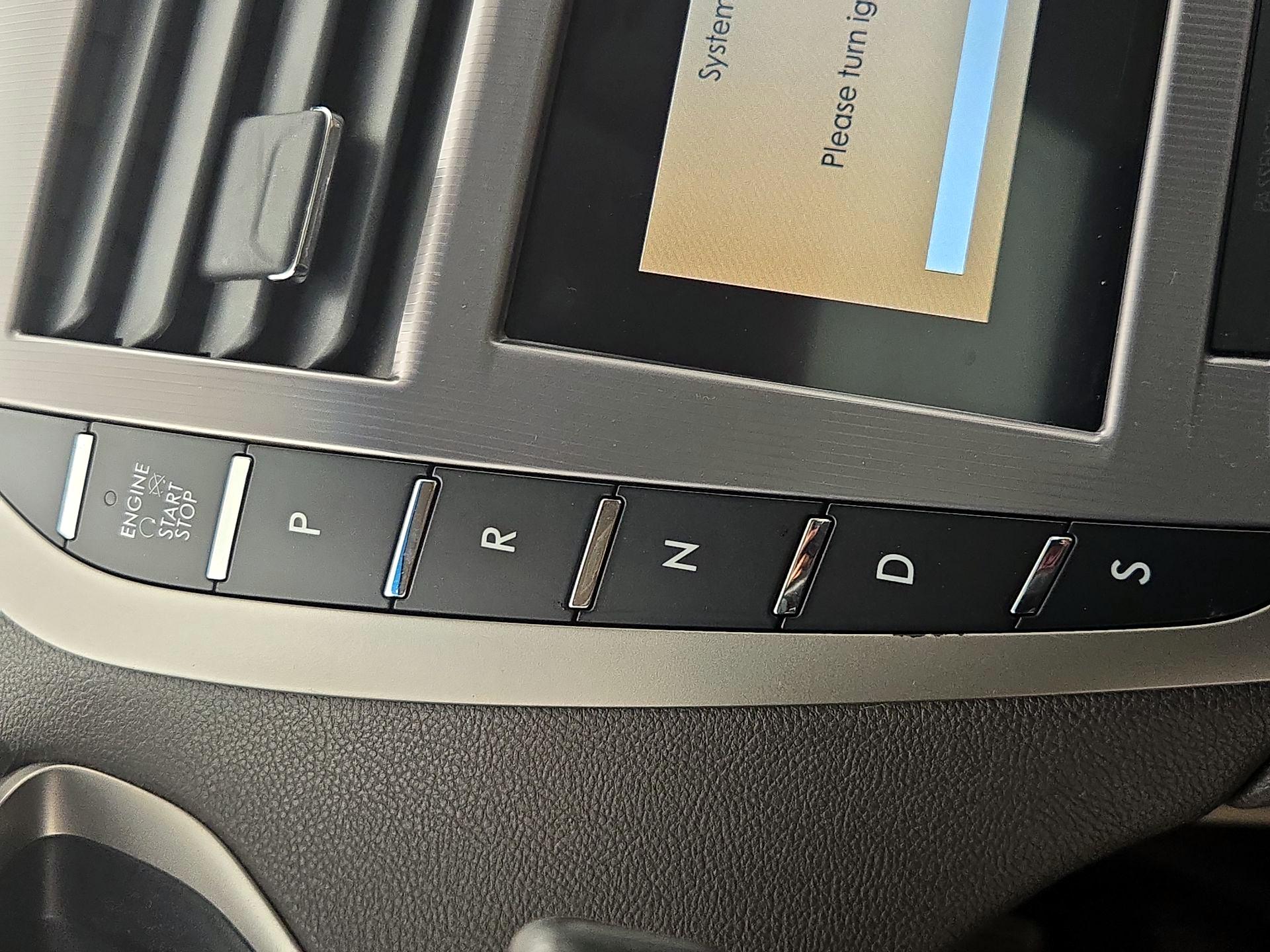 Thumbnail: 2017 Lincoln MKZ - 18