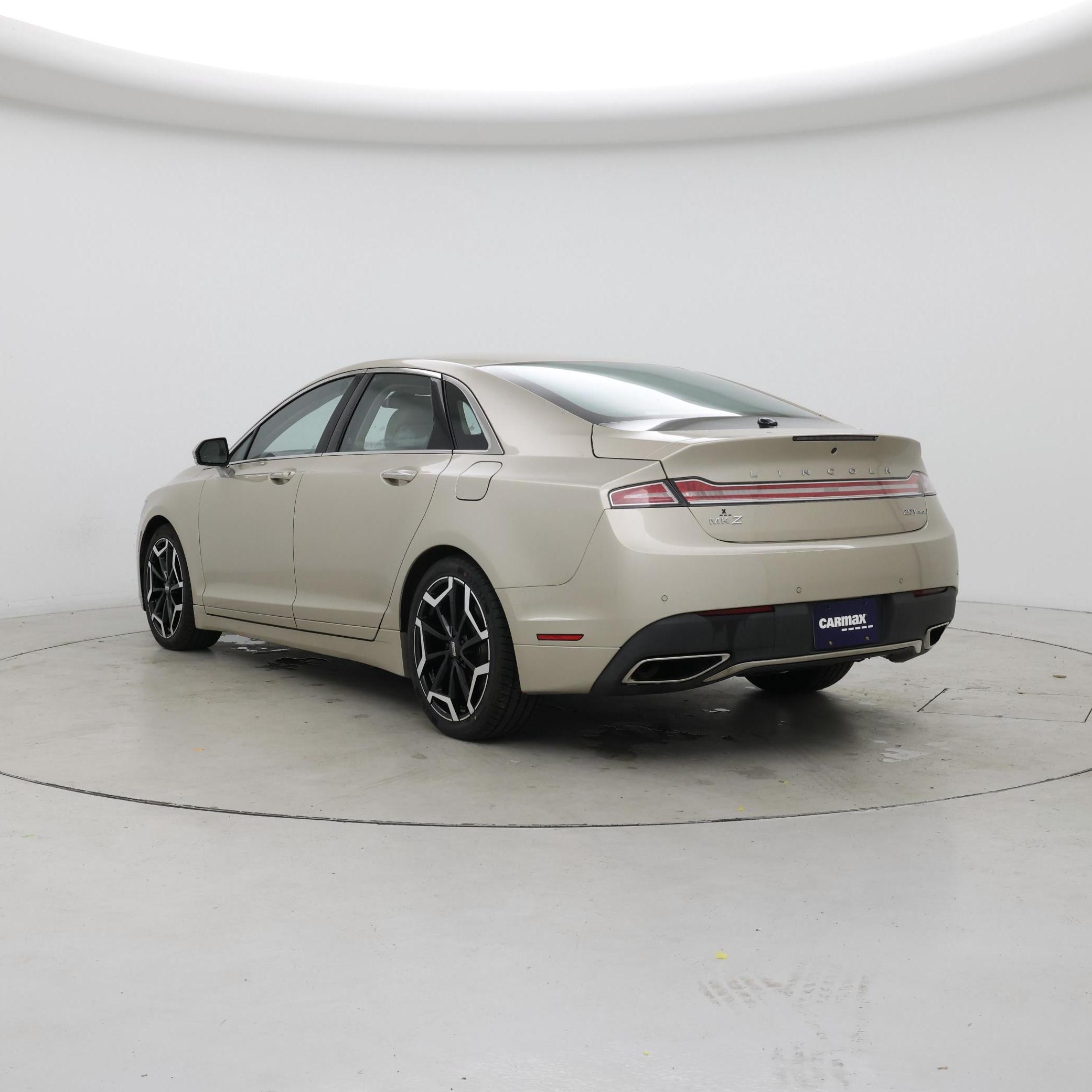 Thumbnail: 2017 Lincoln MKZ - 2