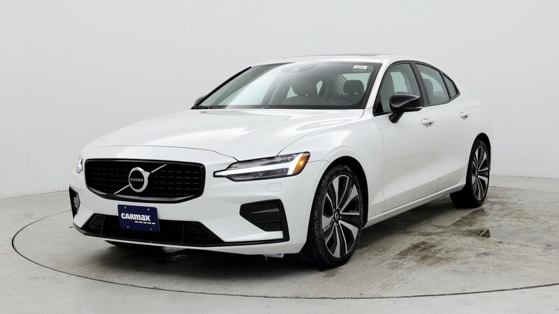 2022 Volvo S60 B5 Momentum 4