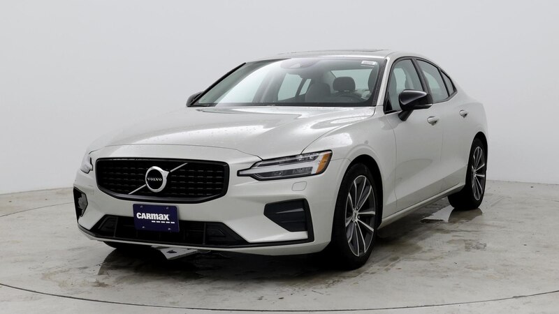 2022 Volvo S60 B5 Momentum 4