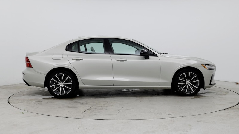 2022 Volvo S60 B5 Momentum 7