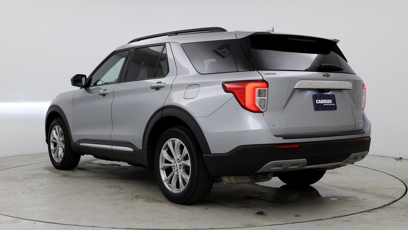 2020 Ford Explorer XLT 2