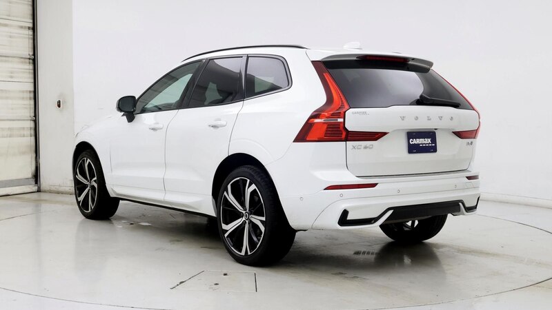 2023 Volvo XC60 B5 Ultimate 2