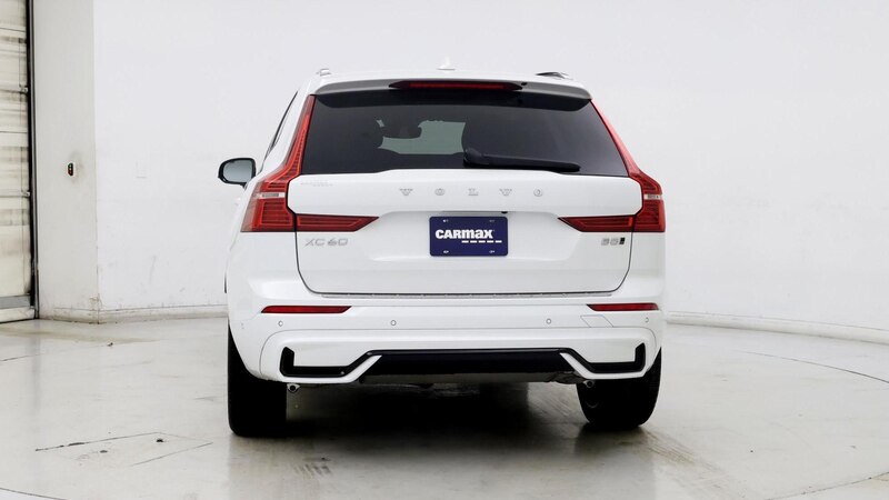 2023 Volvo XC60 B5 Ultimate 6