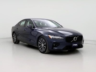 2022 Volvo S60 B5 Momentum -
                Boston, MA