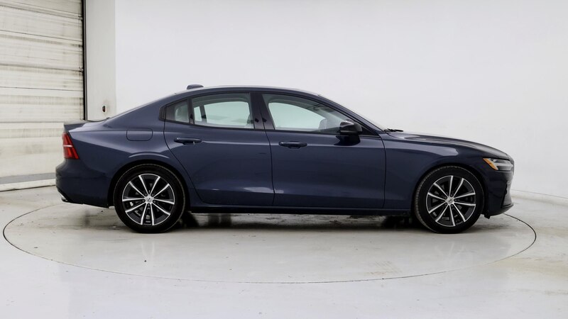 2022 Volvo S60 B5 Momentum 7