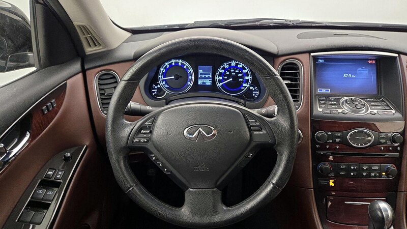 2017 INFINITI QX50  10