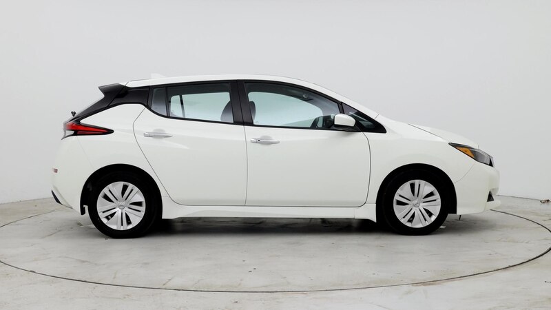 2022 Nissan Leaf S 7