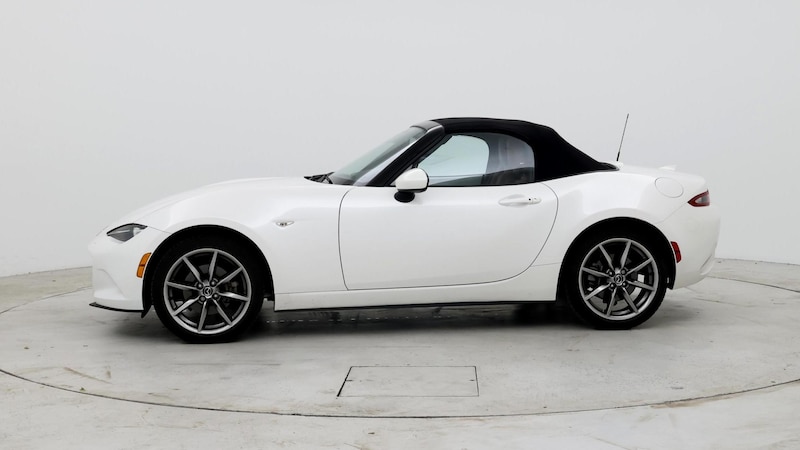 2023 Mazda MX-5 Miata Grand Touring 3