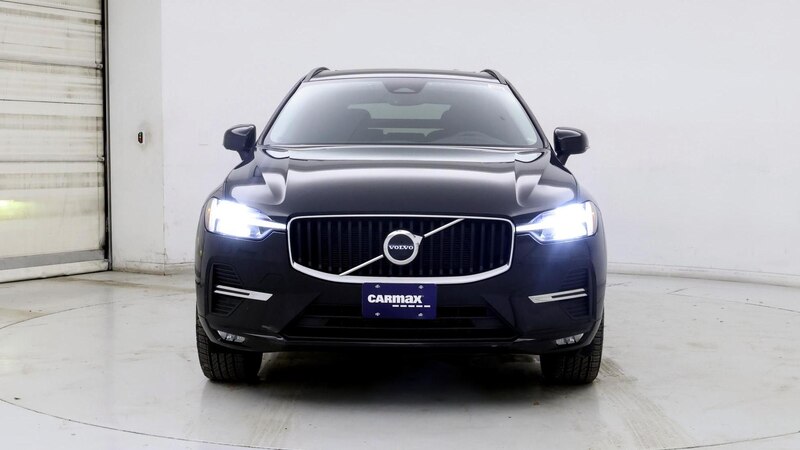 2022 Volvo XC60 B5 Momentum 5