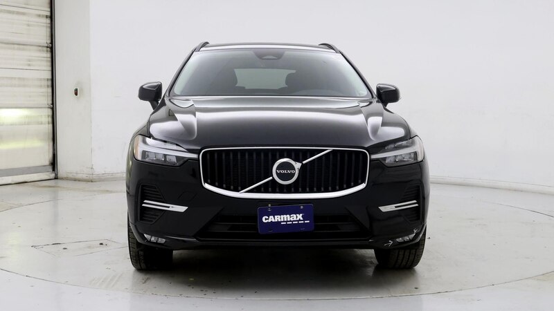 2022 Volvo XC60 B5 Momentum 5