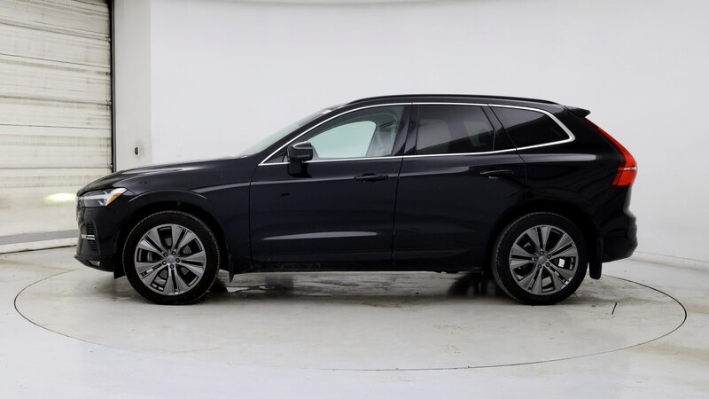 2022 Volvo XC60 B5 Momentum 3