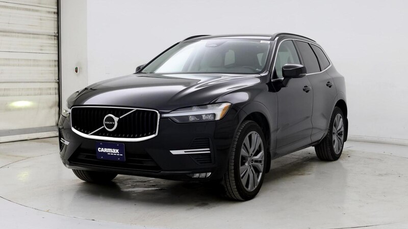 2022 Volvo XC60 B5 Momentum 4