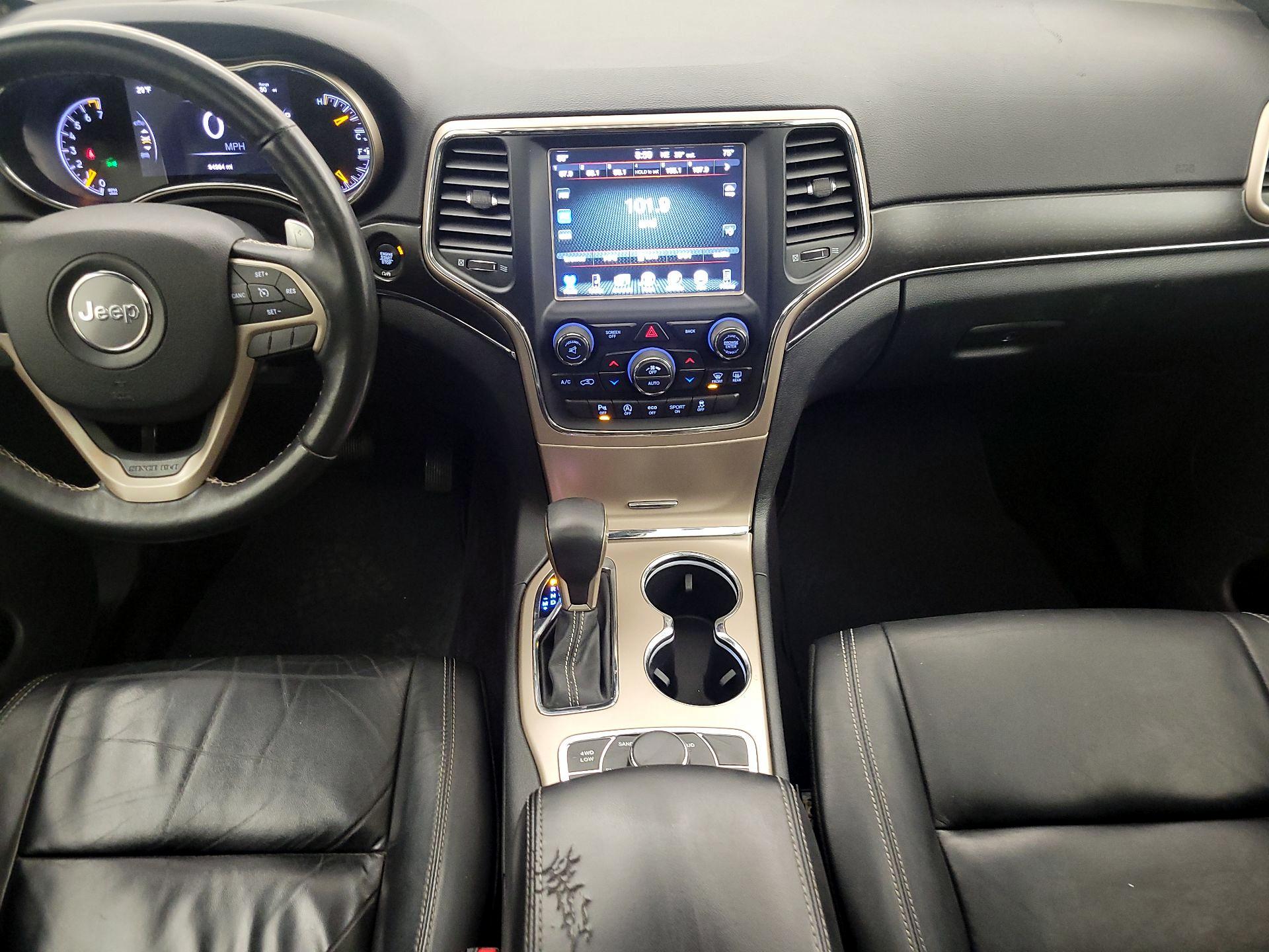 Thumbnail: 2017 Jeep Grand Cherokee - 8