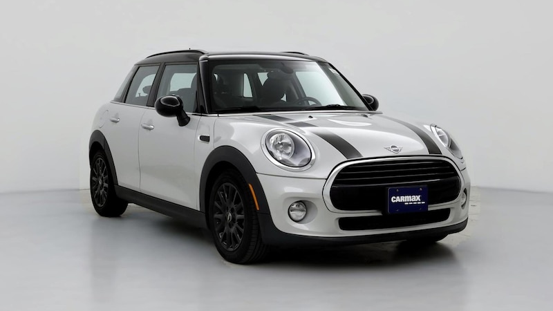 2019 MINI Cooper Hardtop  Hero Image