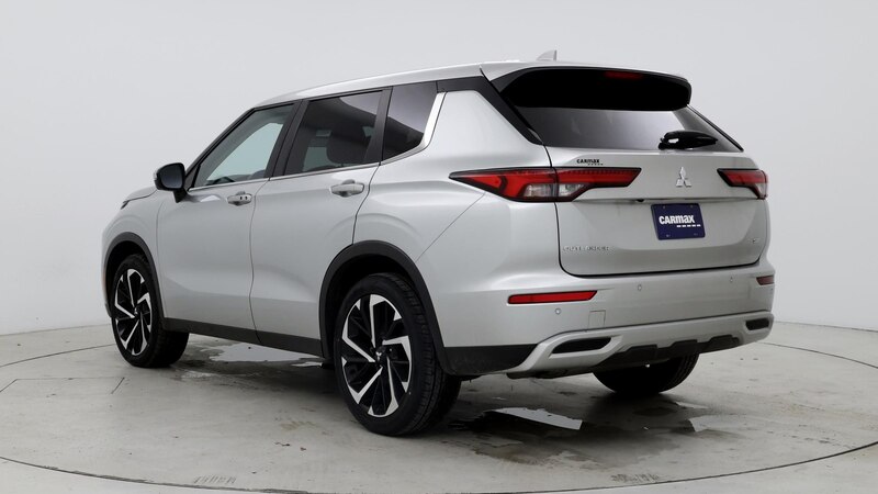 2022 Mitsubishi Outlander SE 2