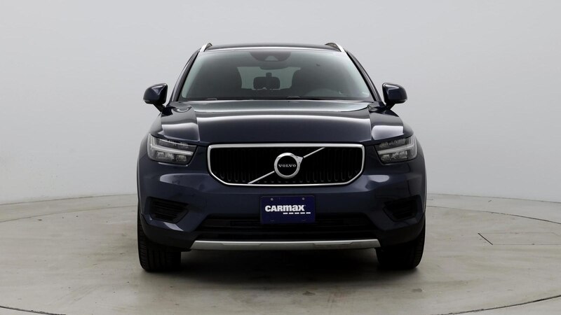 2022 Volvo XC40 T4 Momentum 5