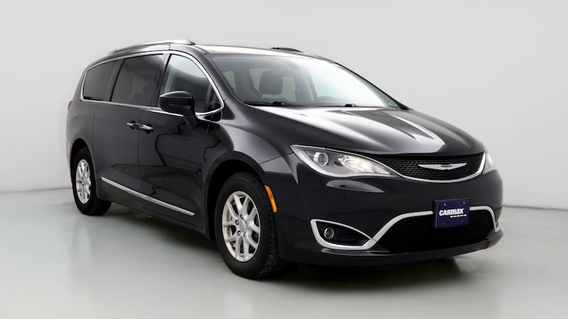 2020 Chrysler Pacifica Touring L Hero Image