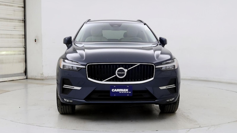 2022 Volvo XC60 B5 Momentum 5