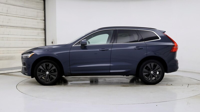 2022 Volvo XC60 B5 Momentum 3