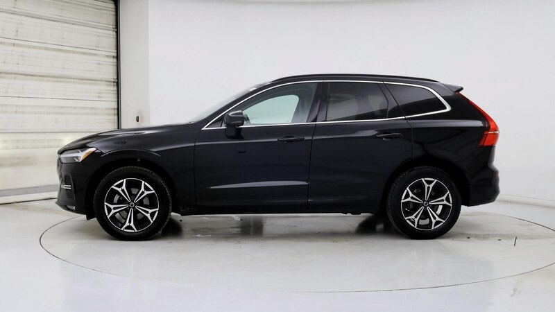 2022 Volvo XC60 B5 Momentum 3