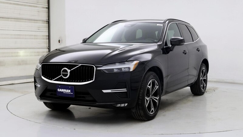 2022 Volvo XC60 B5 Momentum 4