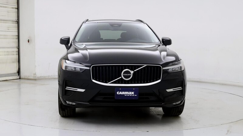 2022 Volvo XC60 B5 Momentum 5