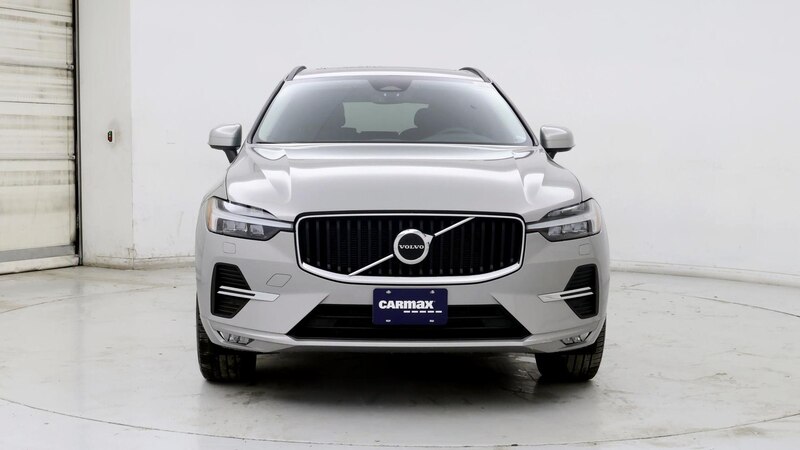 2022 Volvo XC60 B5 Momentum 5