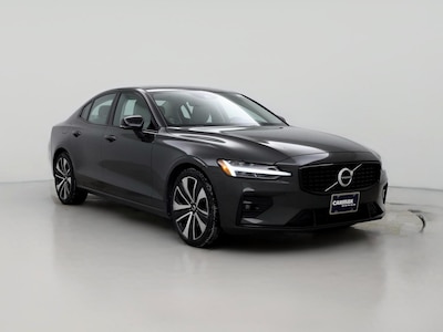 2022 Volvo S60 B5 Momentum -
                Boston, MA