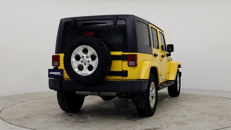 2015 Jeep Wrangler Unlimited Sahara 8