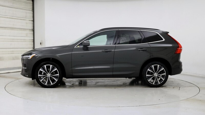 2022 Volvo XC60 B5 Momentum 3