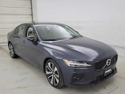 2022 Volvo S60 B5 Momentum -
                Westborough, MA