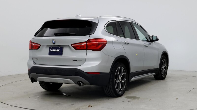 2019 BMW X1 xDrive28i 8