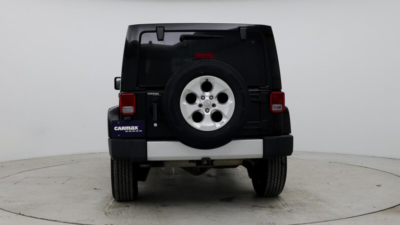 2013 Jeep Wrangler Unlimited Rubicon 6