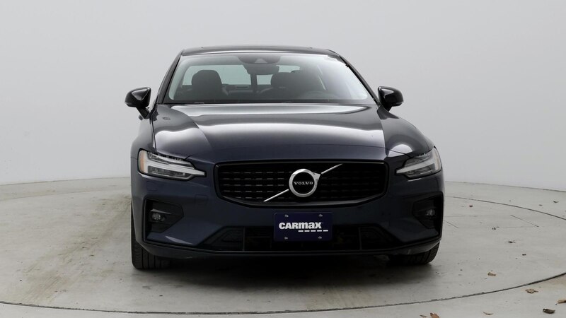 2022 Volvo S60 B5 Momentum 5