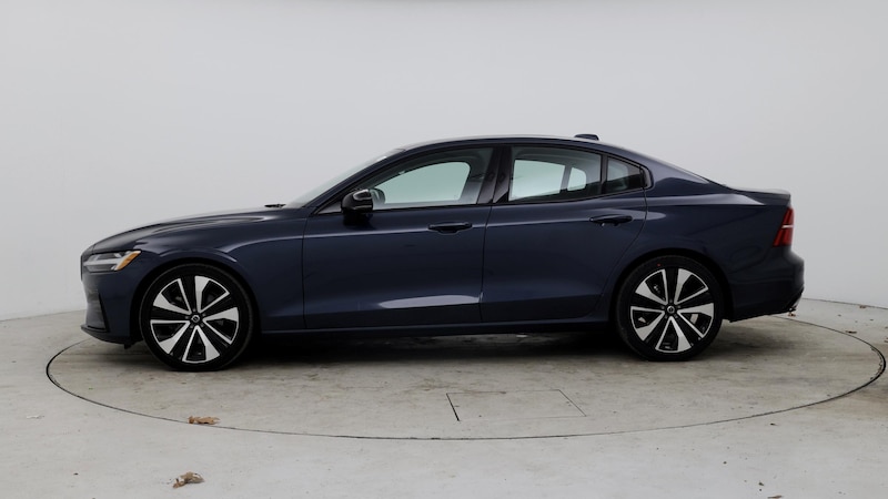 2022 Volvo S60 B5 Momentum 3