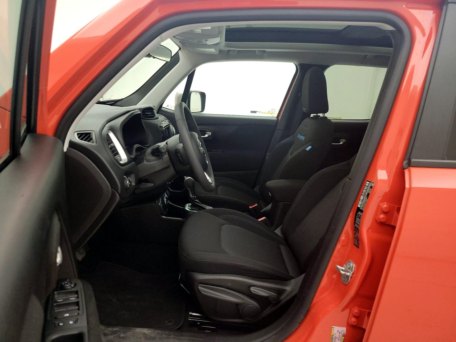 Thumbnail: 2021 Jeep Renegade - 11