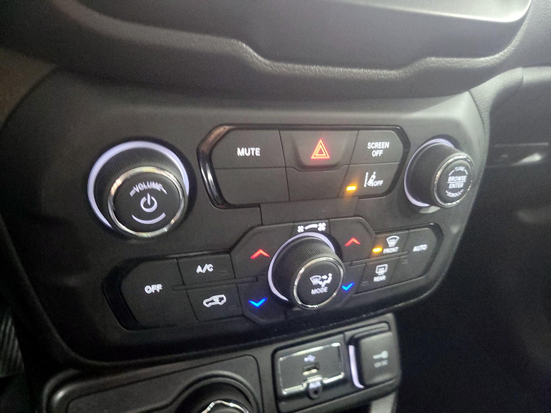 Thumbnail: 2021 Jeep Renegade - 16