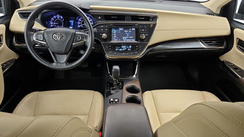 2016 Toyota Avalon XLE 9