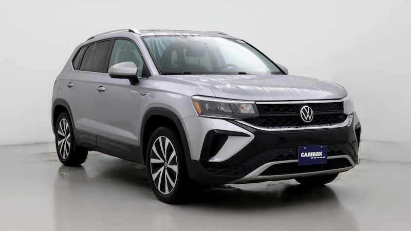 2022 Volkswagen Taos SE Hero Image