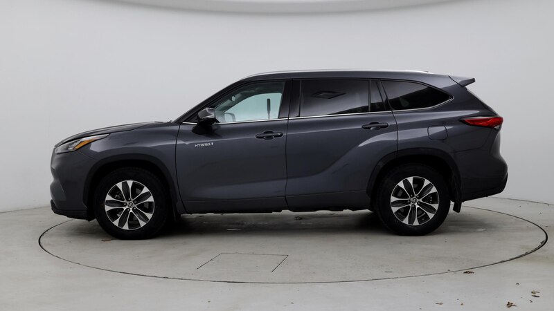 2020 Toyota Highlander XLE 3