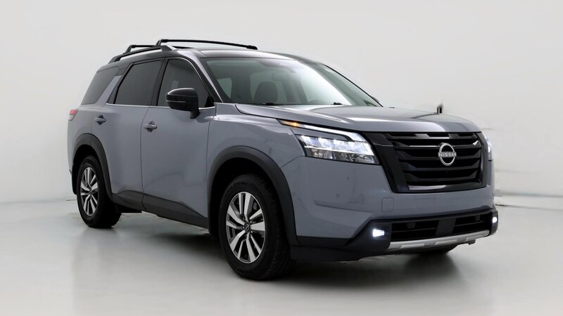 2022 Nissan Pathfinder SL Hero Image